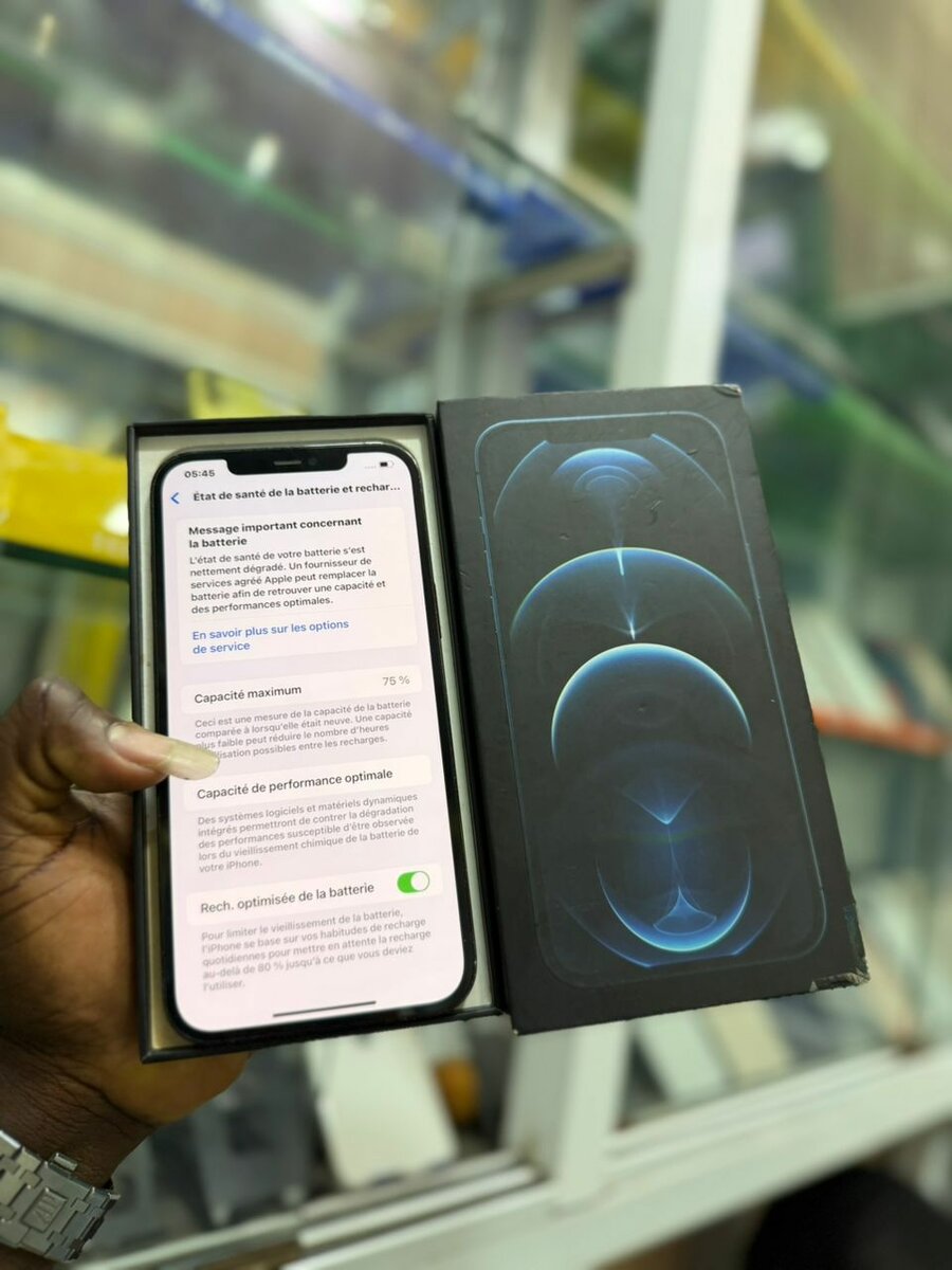 iPhone 12 ProMax 2nd main