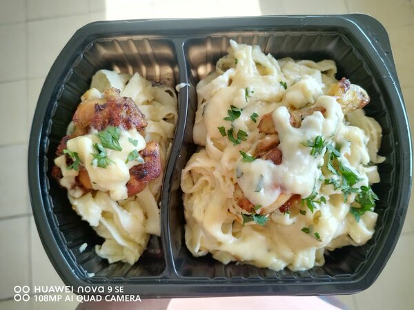 PASTA ROYAL (POULET BÉCHAMEL)