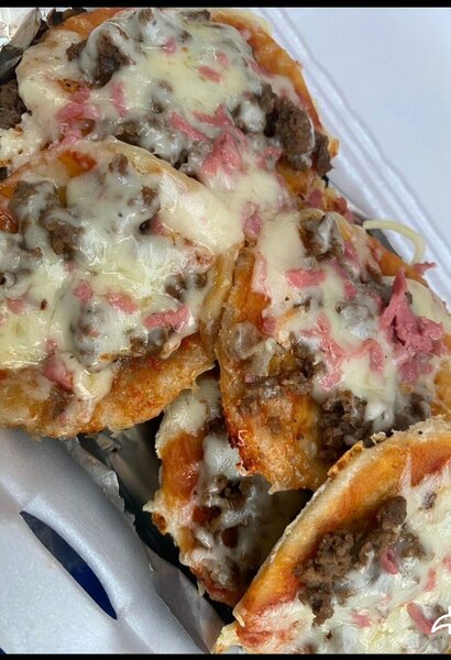 Mini pizza saucisses viandes h