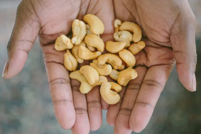 Premium Roasted Cashews