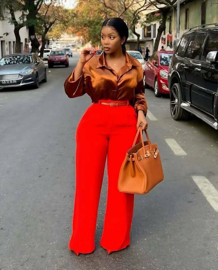 Chemisier en satin élégant