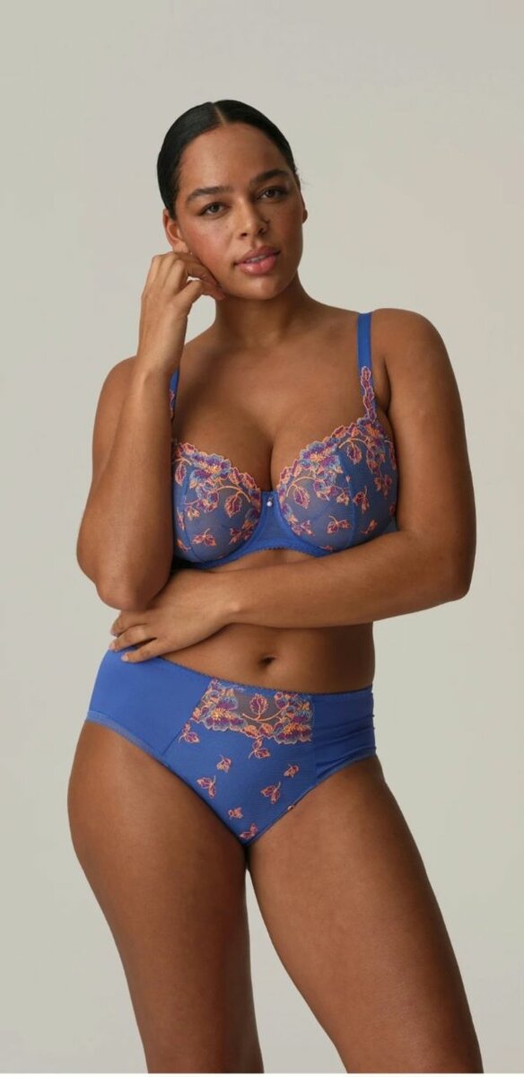 Floral Non Padded Underwired Bra and Pants Size 40C