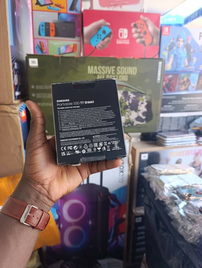 Samsung T7 Shield SSD Portable 2TB