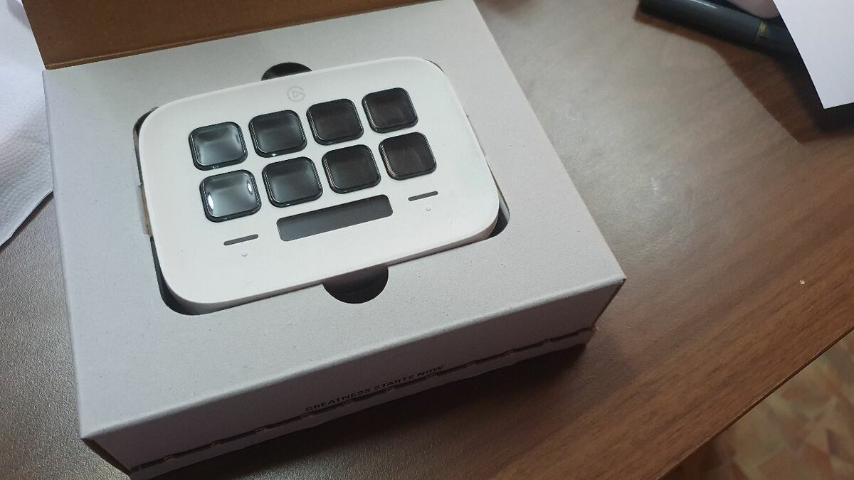 Elgato Stream Deck Neo