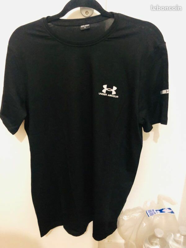 T-shirt Under Armour Noir Homme