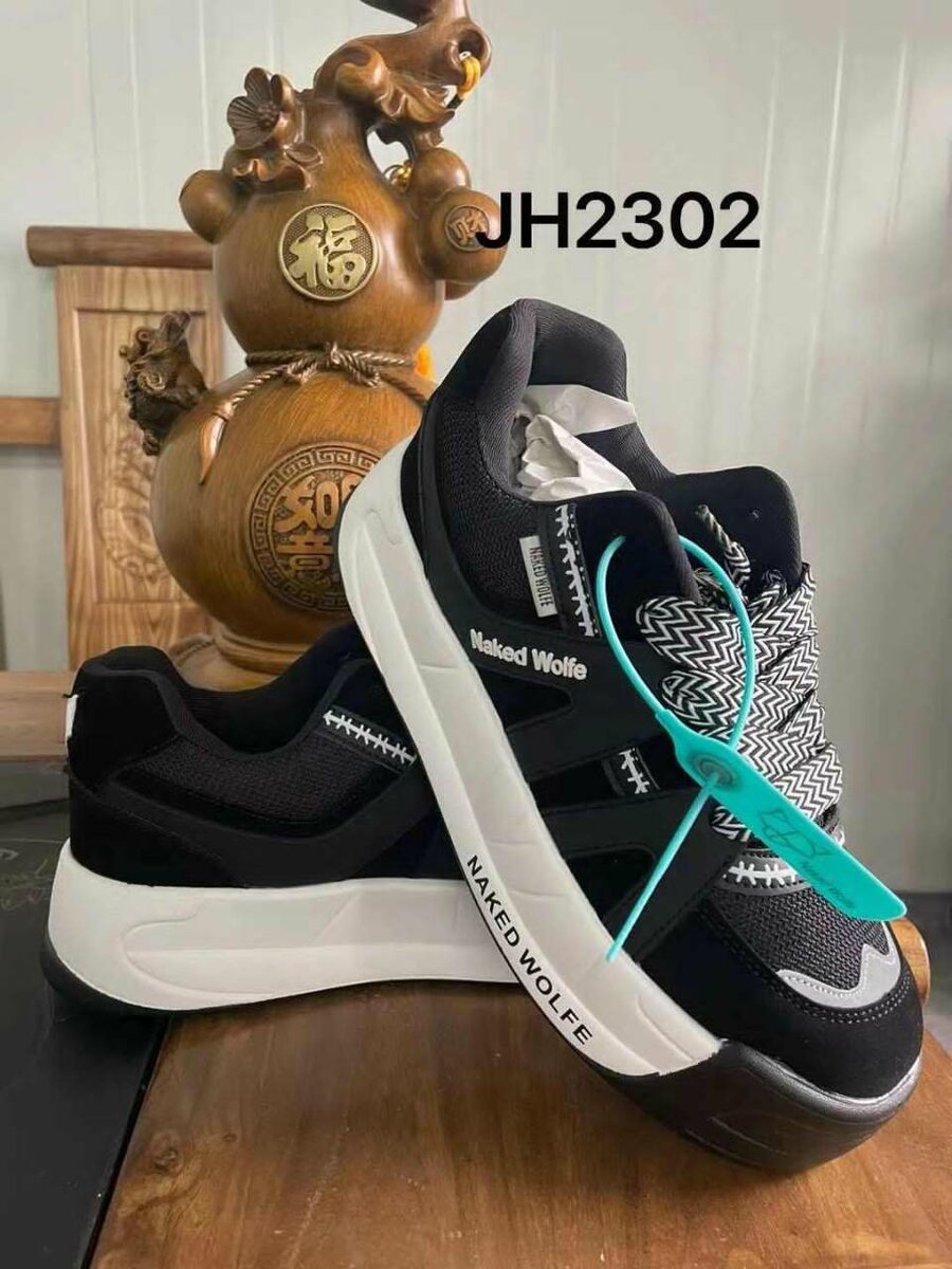 Baskets Chunky Mode Naked Wolfe