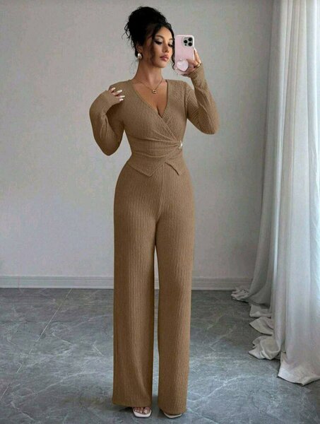 Combinaison élégante pour femmes