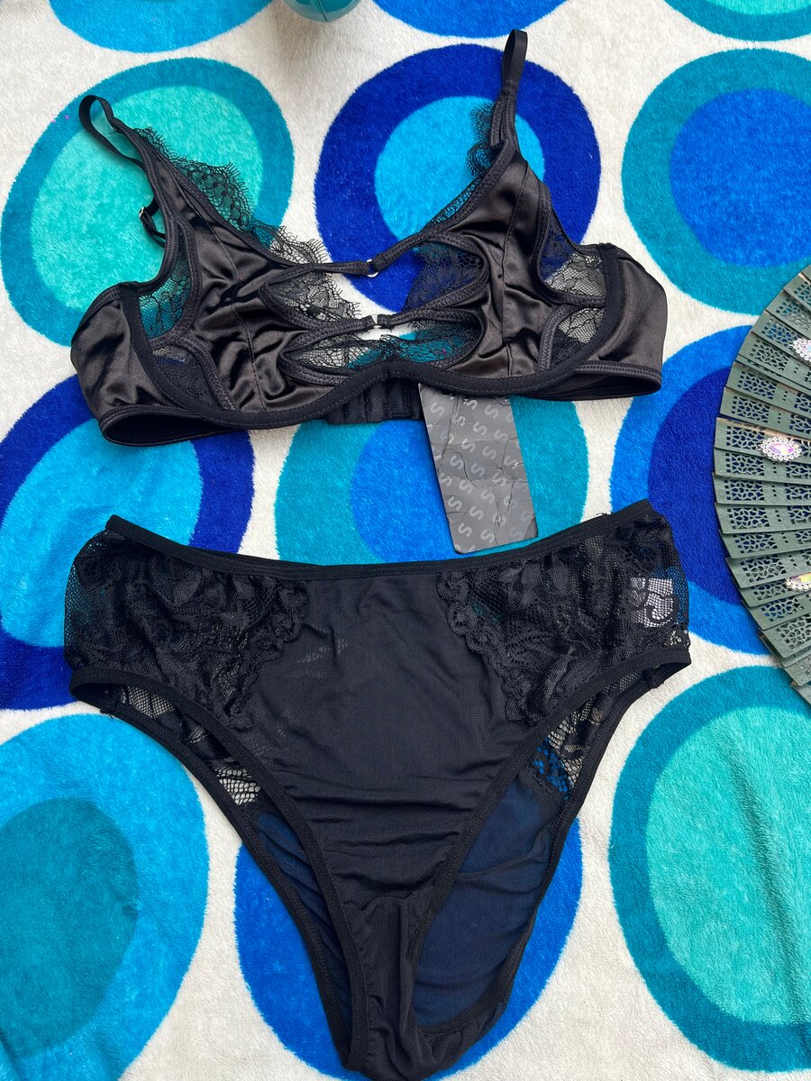 Ensemble de lingerie en dentelle