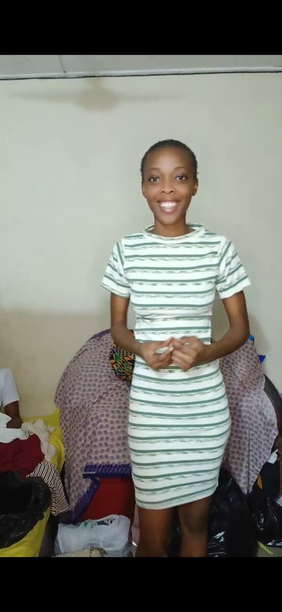 Robe rayée moulante élégante