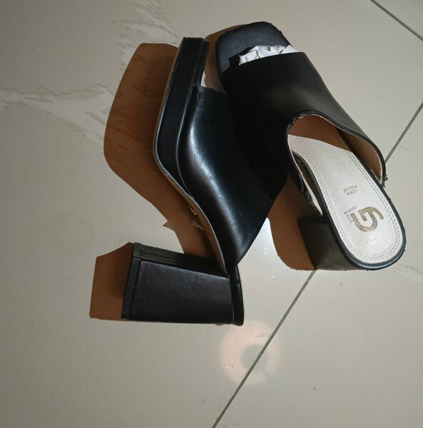 Sandales à talon pour femme