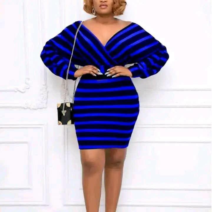 Robe moulante rayée élégante