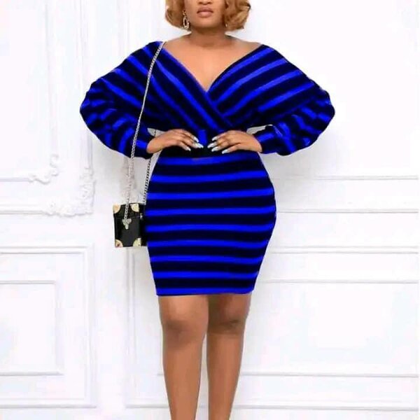 Robe moulante rayée élégante