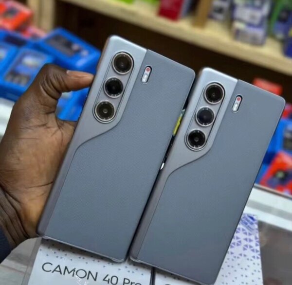 Smartphone Camon 40 Pro