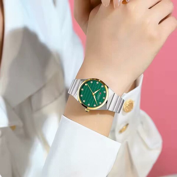 Montre élégante Curren Métallique