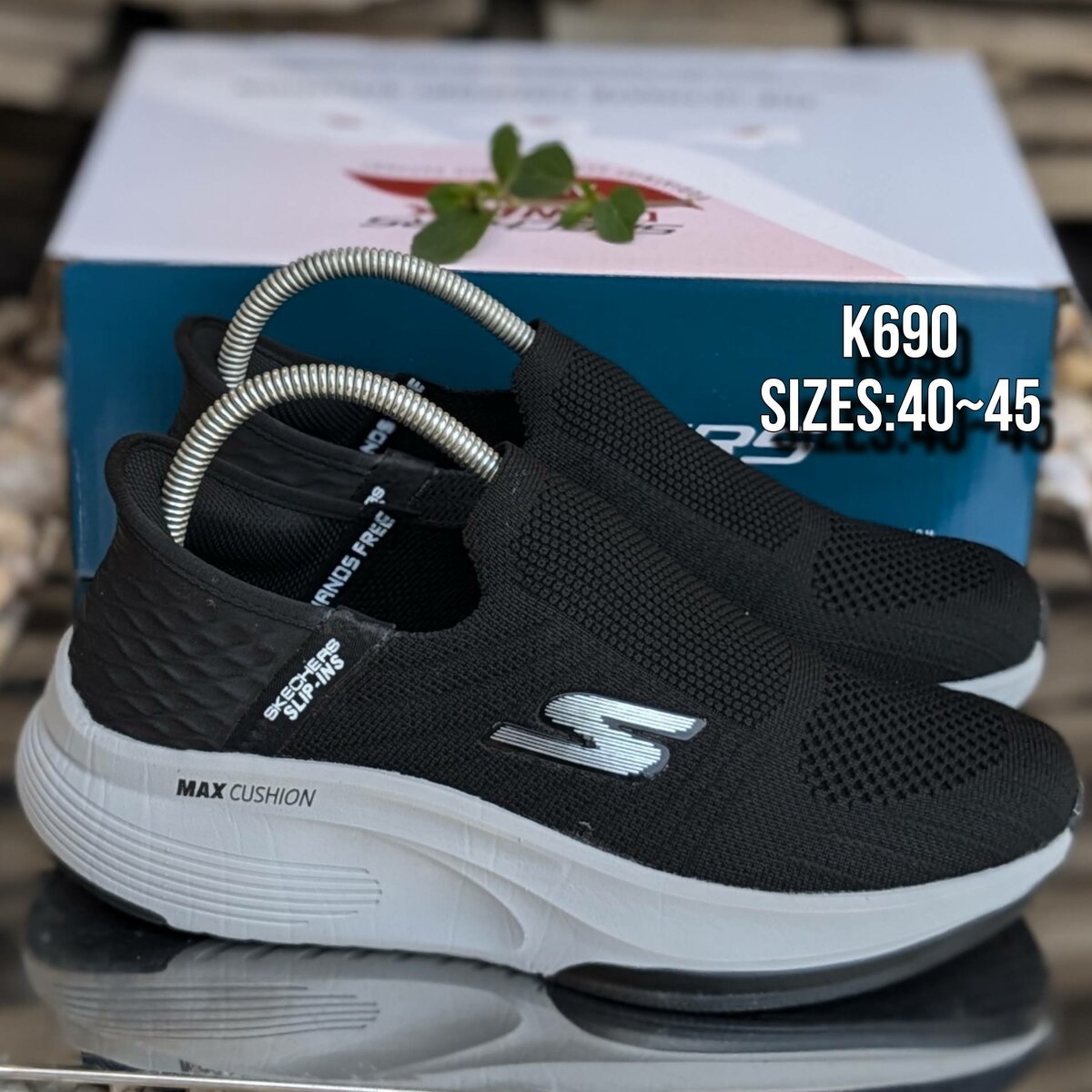 Skechers Slip-ins Max Cushioning