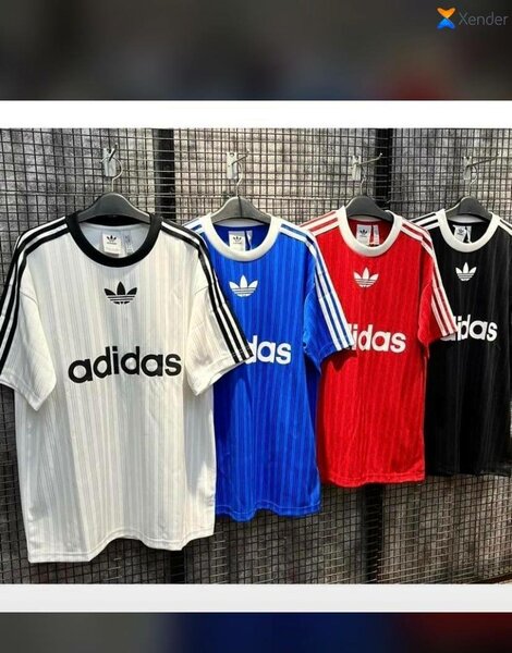 T-shirts et pantalon