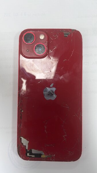 iPhone 13 rouge usagé