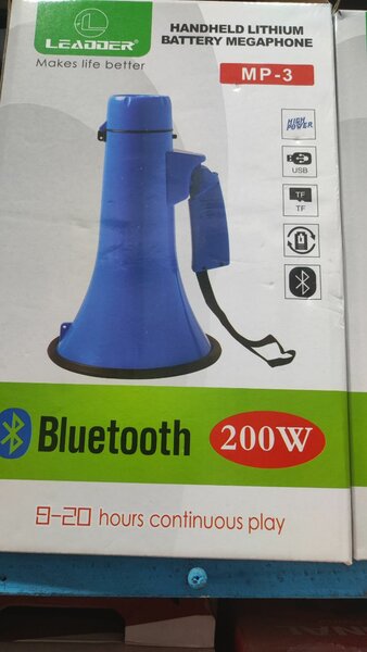 Mégaphone Bluetooth 200W