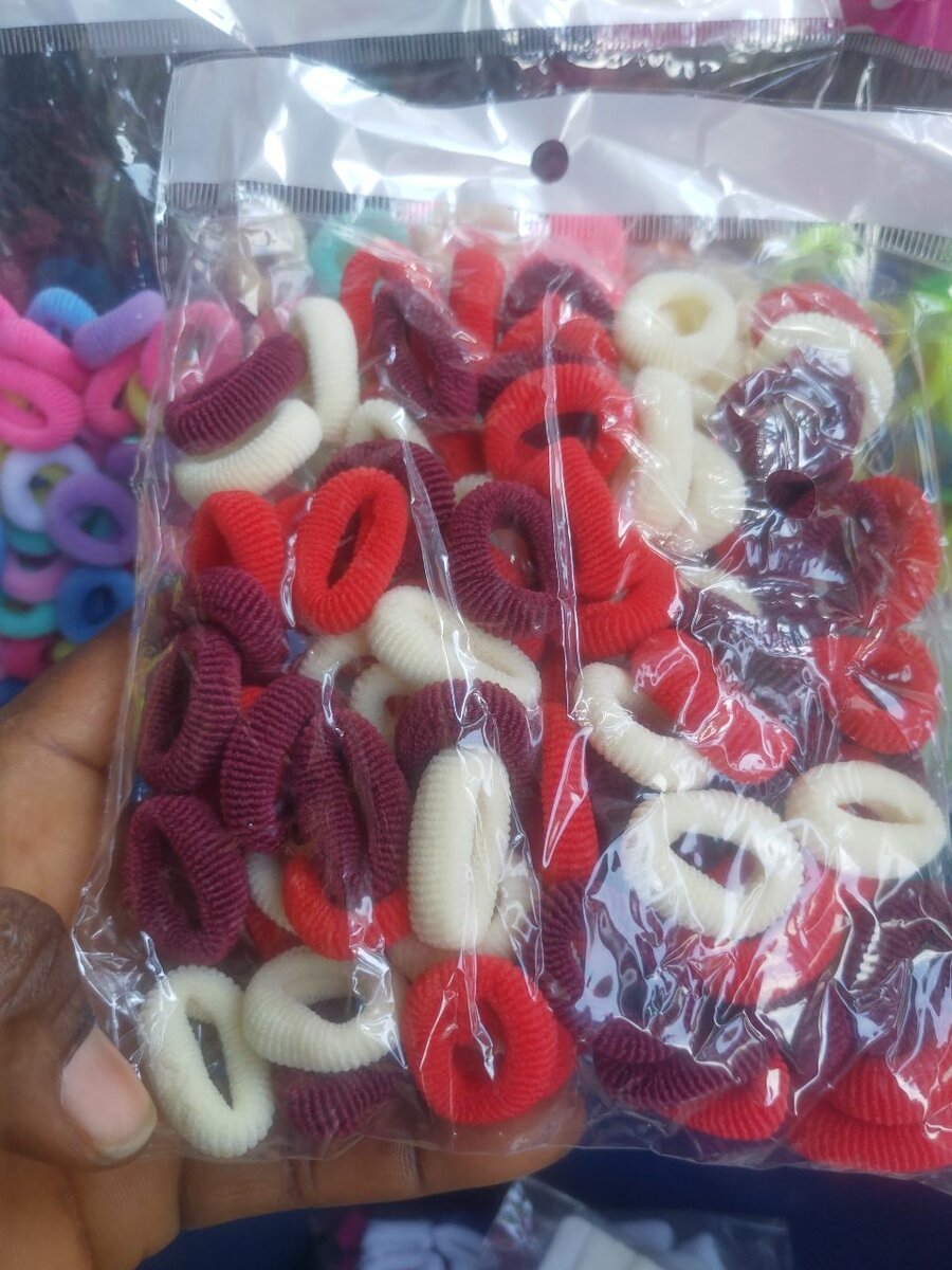 Élastiques à cheveux colorés