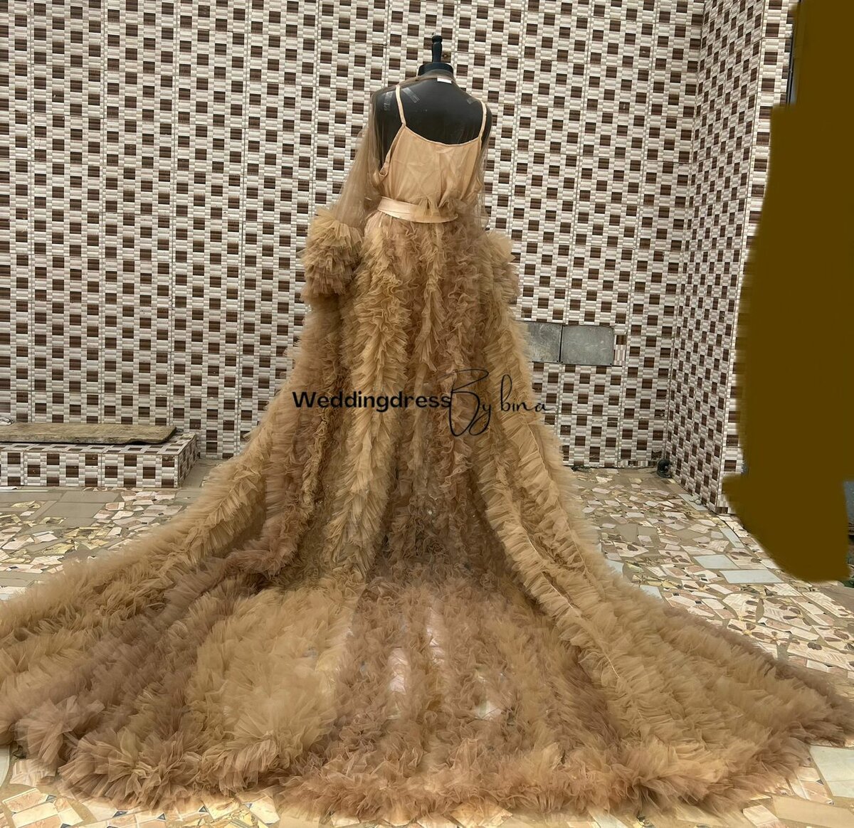 Robe de mariée en tulle élégante