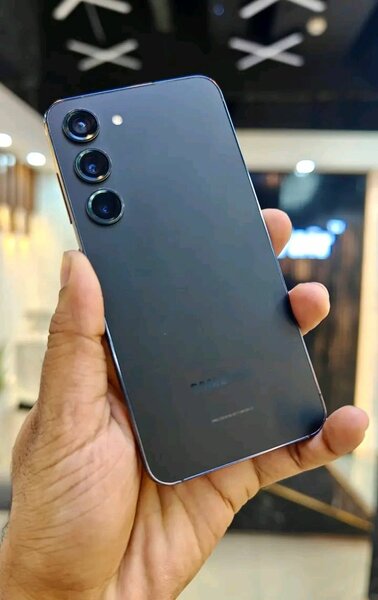 Samsung Galaxy S23 bleu