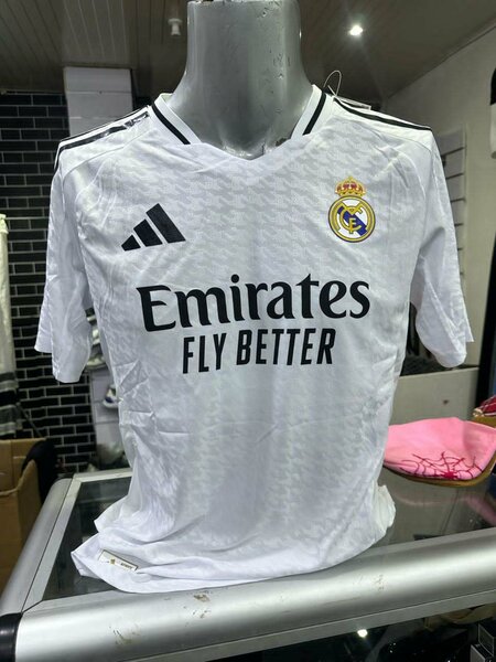 Maillots de Real Madrid blanc