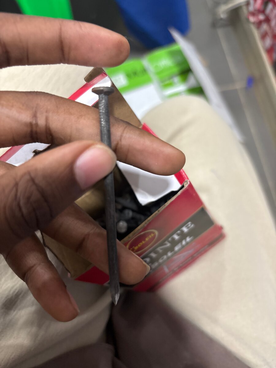 Clous en acier Pointe Soleil