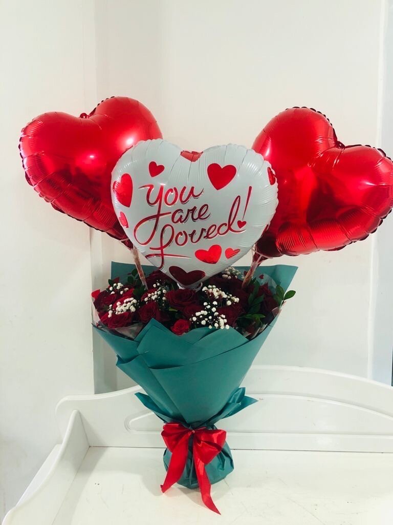 Bouquet and balloons