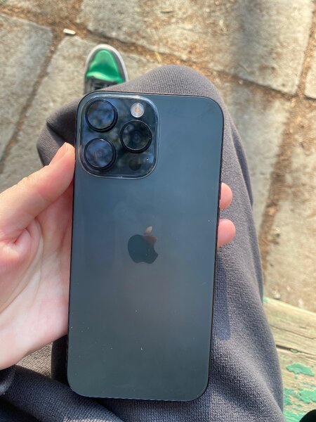 Айфон 16про мах