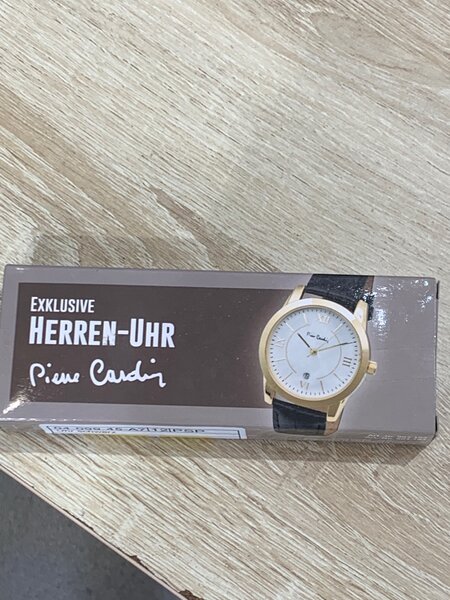 Pierre Cardin watch ( gold)