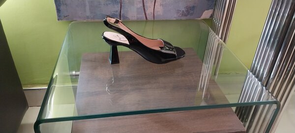 Ladies peep toe sandals