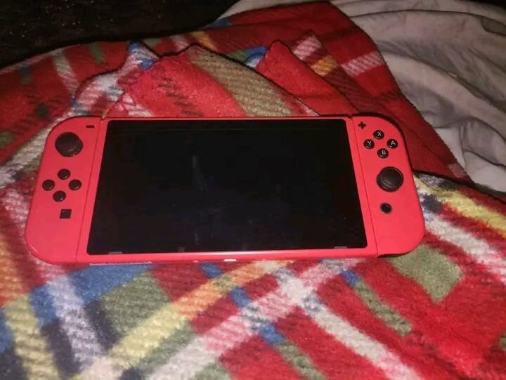 Nintendo Switch Rouge