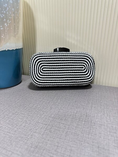 Woven clutch