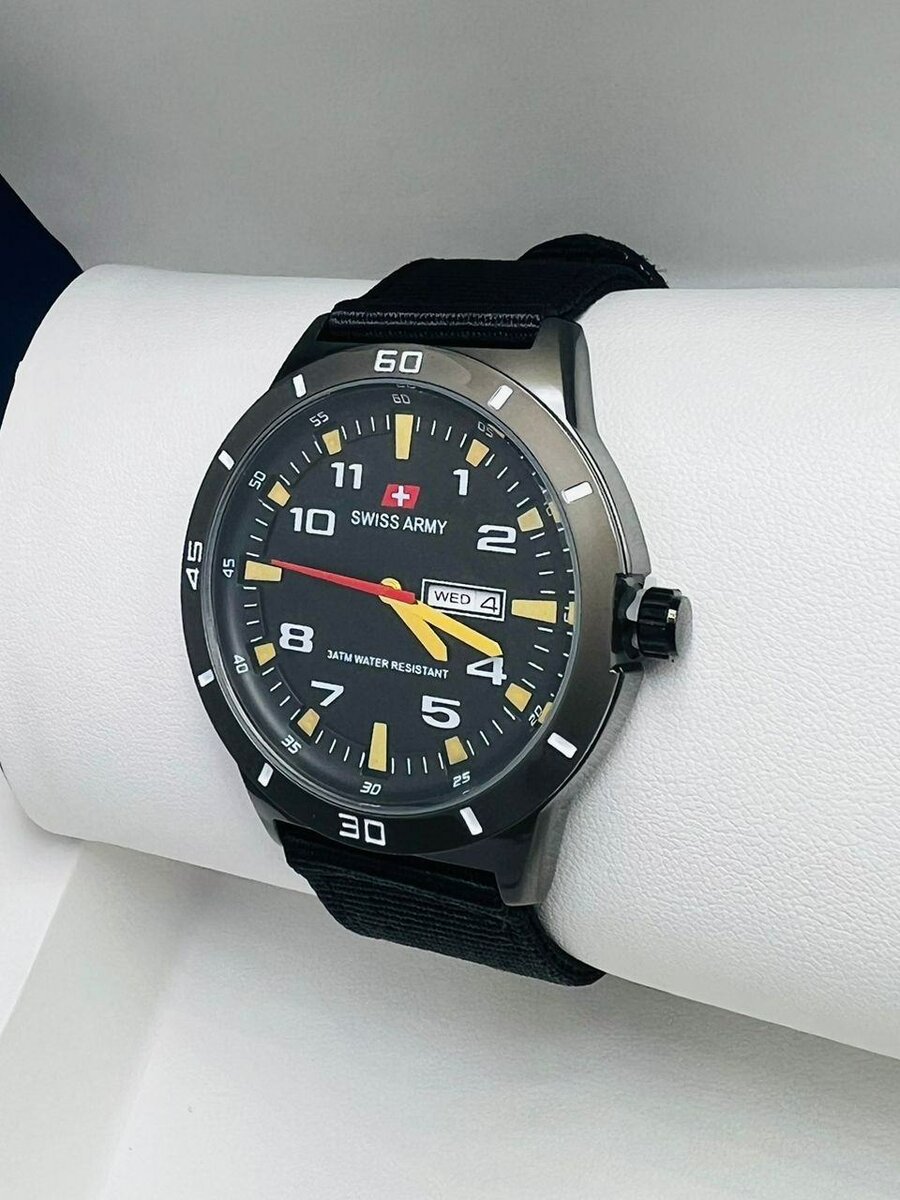 Montre acier inoxydable résistant à l'eau