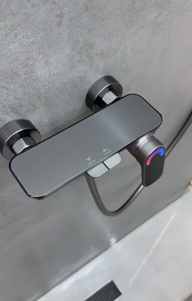 Gun gray Hot & Cold Shower