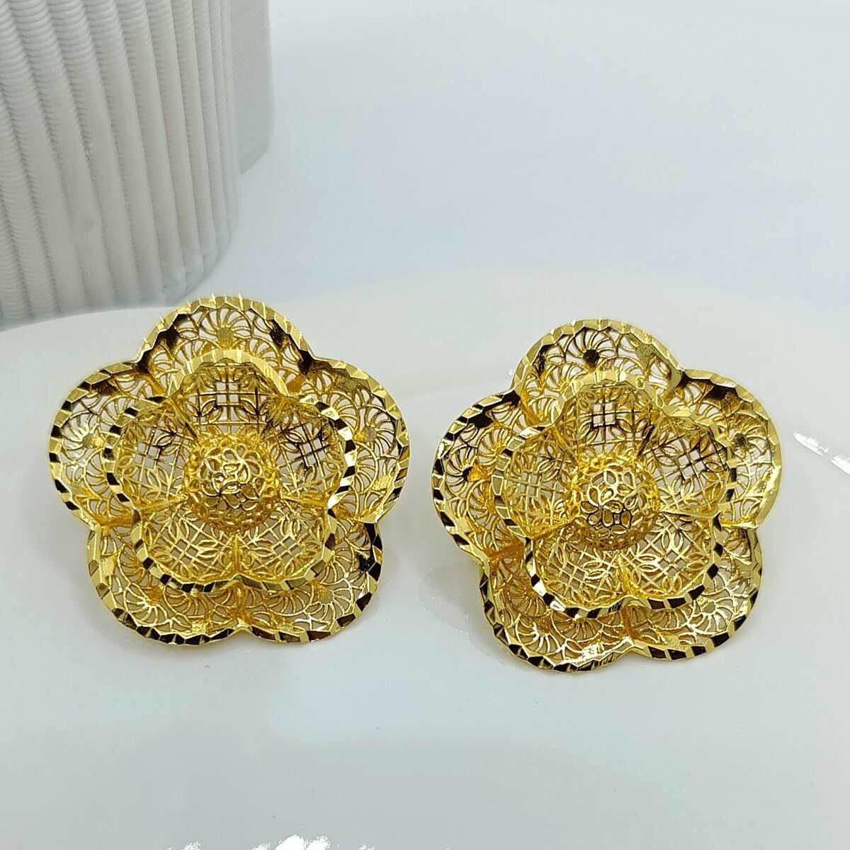 Boucles d'oreilles dorées