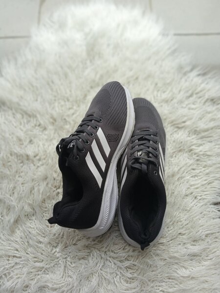 Pantalon dokeus, culotte, tennis