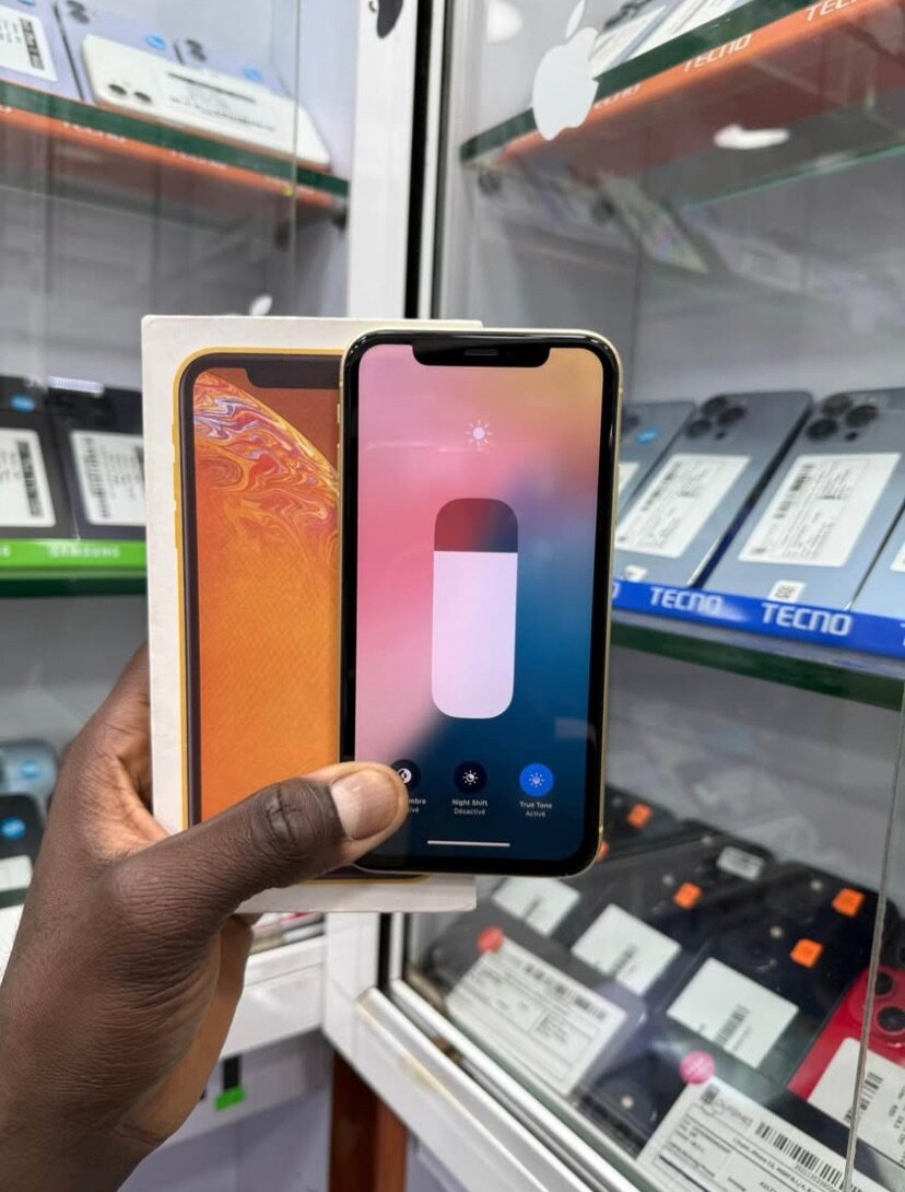 iPhone XR 64GB Jaune