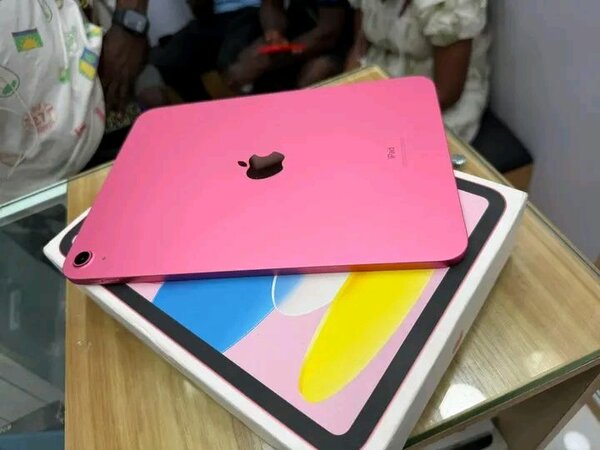 iPad rose élégant 64 Go