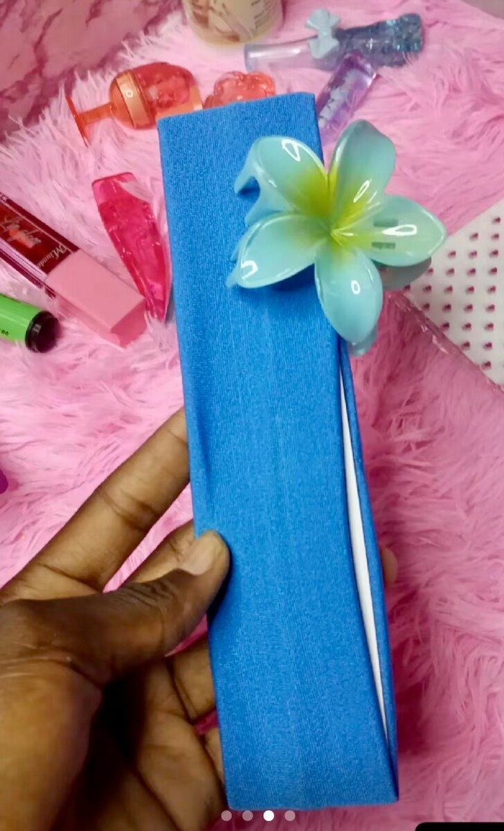 Fleur Porte-Pince à Cheveux