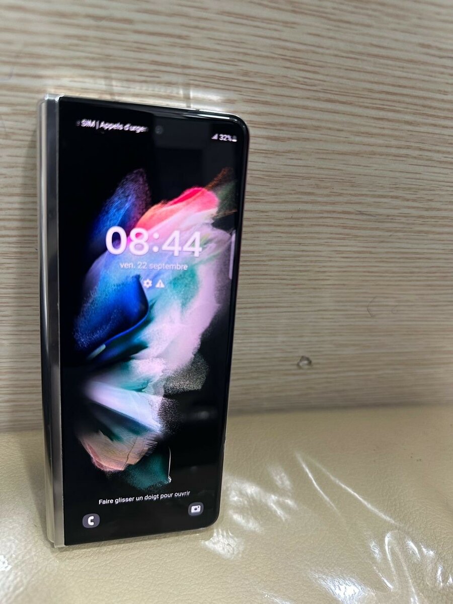 Samsung galaxy Z Fold 3 512/12g 2 puces