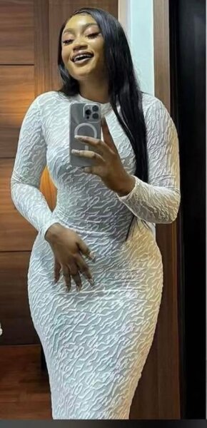 Robe longue texturée élégante