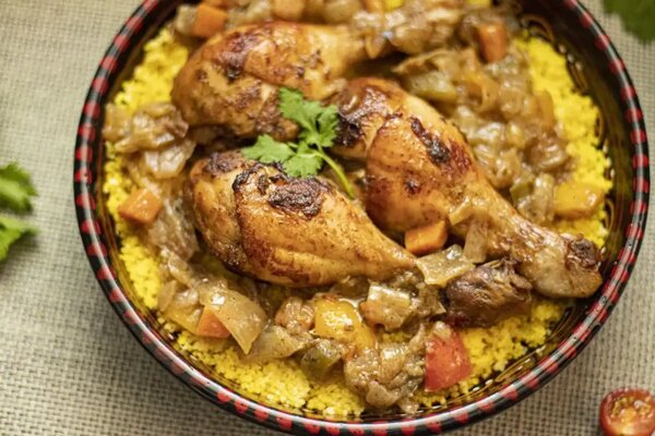 Couscous au poulet yassa