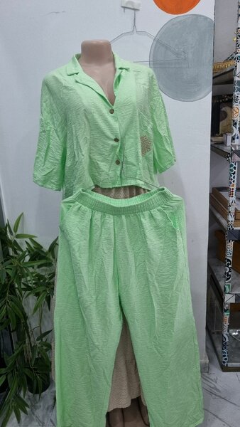 Ensemble léger vert pour femmes