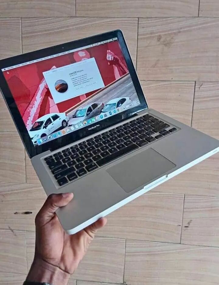 MacBook Pro 13" Core i7