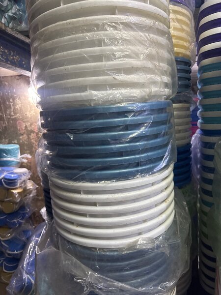 Panier à linge en plastique robuste