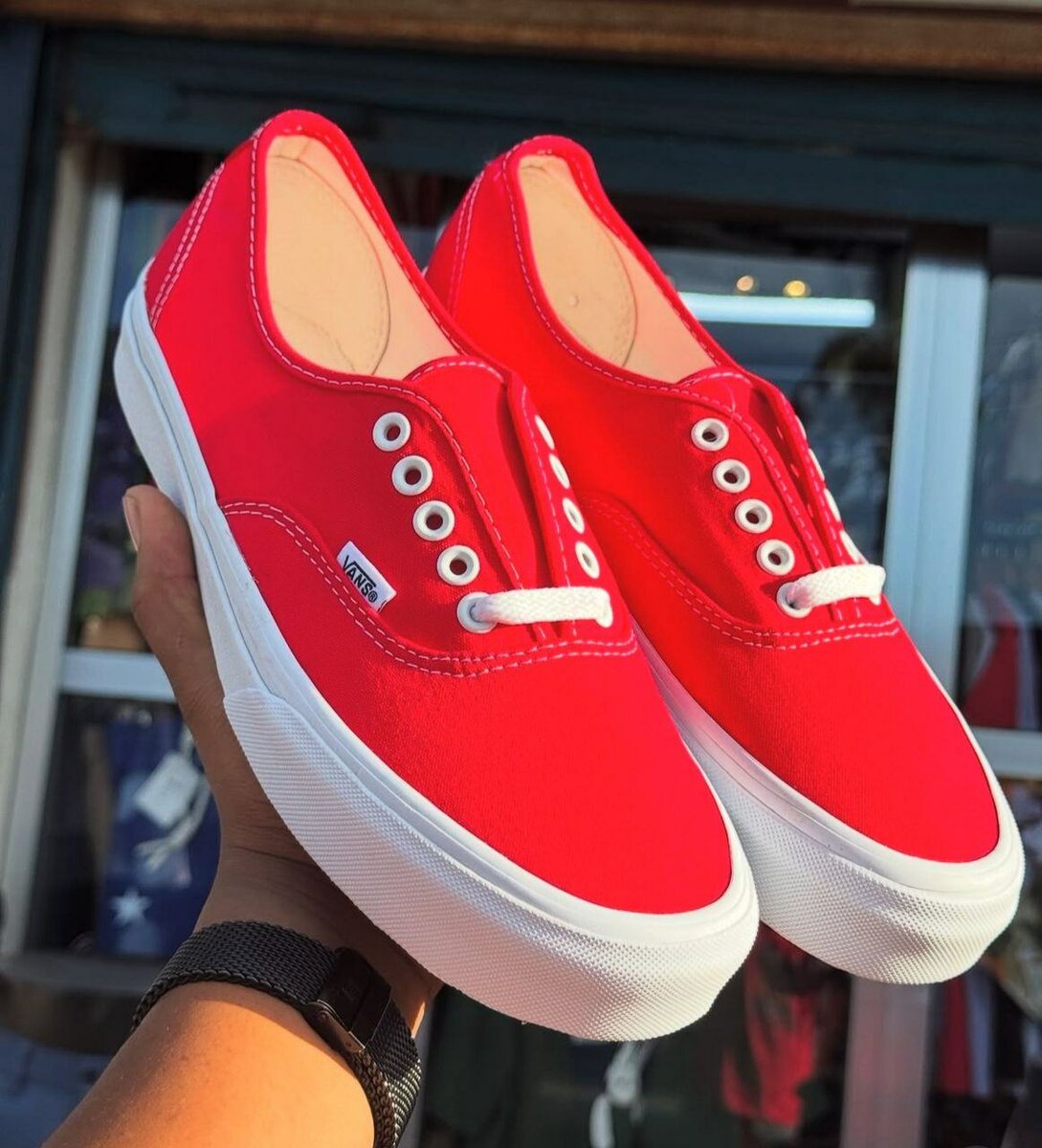 Vans rouges classiques unisexes
