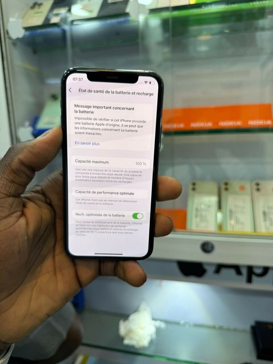 iPhone 11 Pro 64giga casineuf tout passe propre