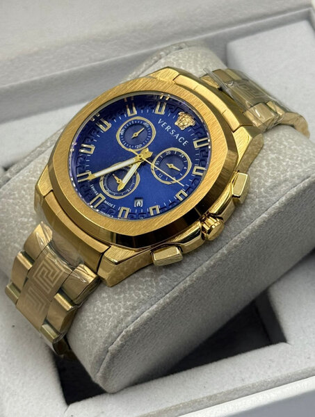 Montre homme Versace dorée