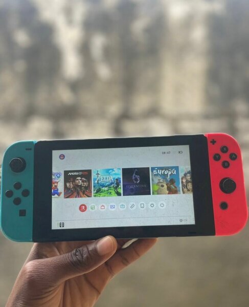 Nintendo Switch Lite - Console de jeu portable